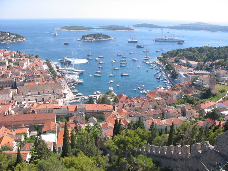 Historisches Tief für kroatischen Tourismus: Insel Hvar hat nur 66 Gäste