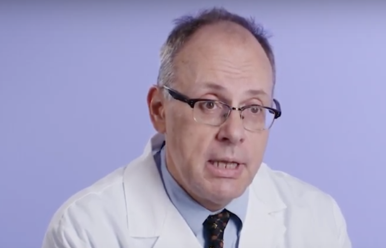 Dieser serbische Arzt ist der Held von Chicago (VIDEO)