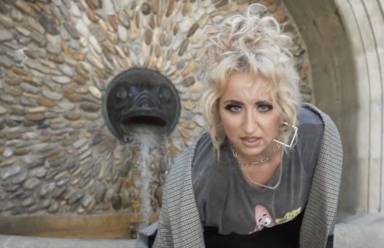 Bosnische Sängerin MARI A meldet sich mit Single „Bump“ zurück (VIDEO)