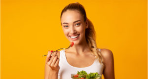 MODEL_SALAT_HAPPY_GESUND_GEMUESE
