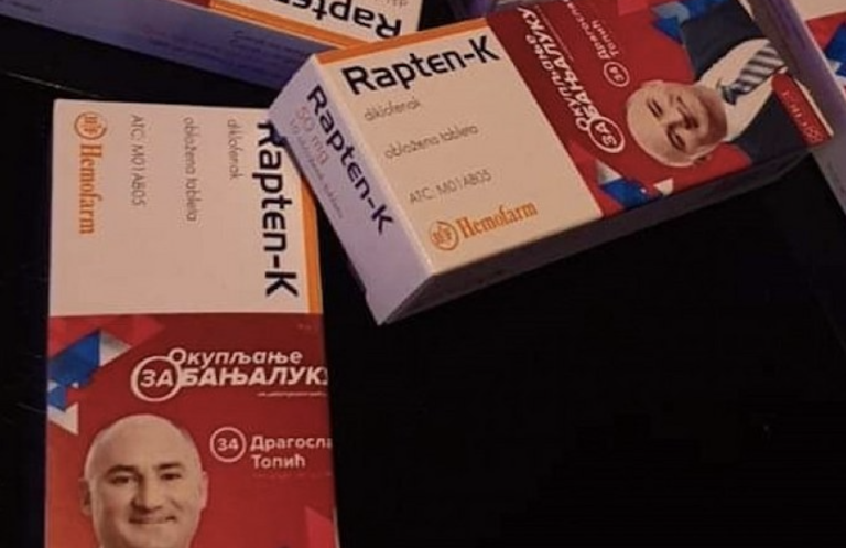 Wahlkampf in Bosnien: Politiker verteilt Schmerztabletten (FOTO)