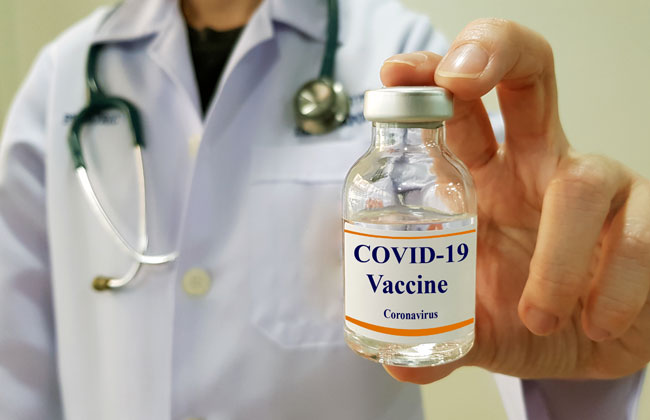 Experte: „Die Covid-19-Impfung ist besser als alle bekannten Impfungen“