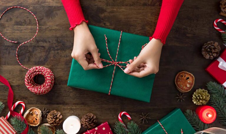 Geschenke verpacken: 8 DIY-Ideen für Weihnachten