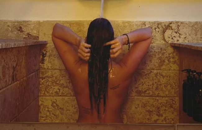 SENIDAH_DUSCHE