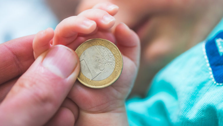 Familienbeilhilfe muss an alle gleichermaßen ausbezahlt werden