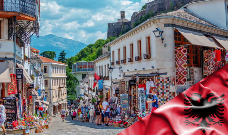 Serbien investiert in albanische Immobilien
