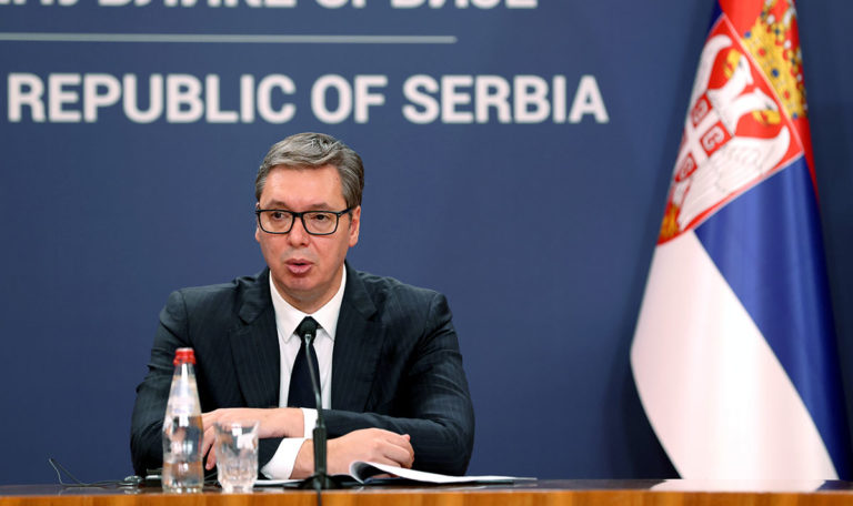 Vucic spricht von „tektonischer Veränderung“ und Rücktritt