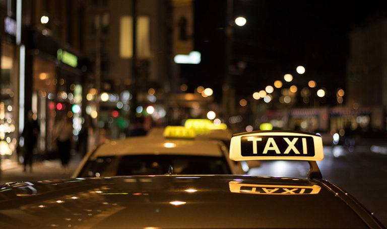 Kennzeichen: An diesen Buchstaben erkennst du AB JETZT Taxis