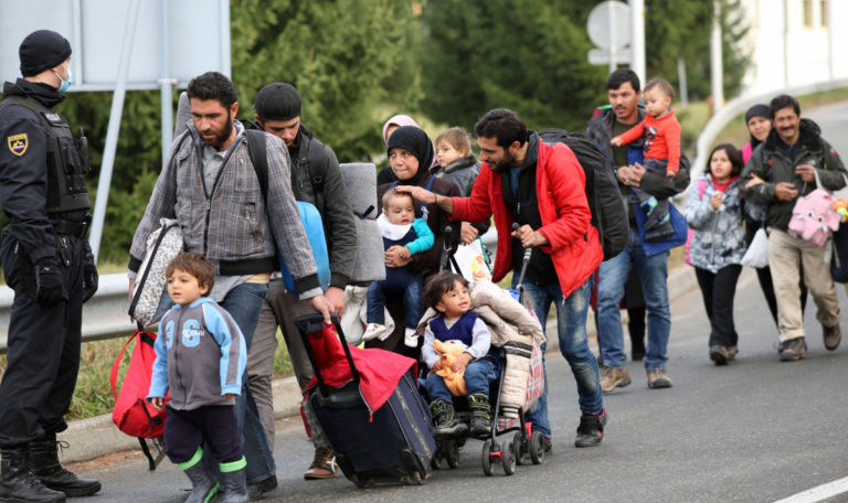 Asylgipfel entscheidet: Geld für Bürger, die Flüchtlinge aufnehmen