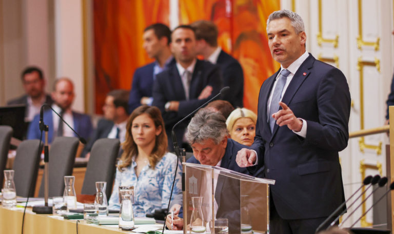 Korruptions-Ausschuss: ehemaliger Generalsekretär sagt aus