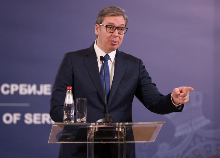 Vucic ordnet „höchste Kampfbereitschaft“ wegen Kosovo an