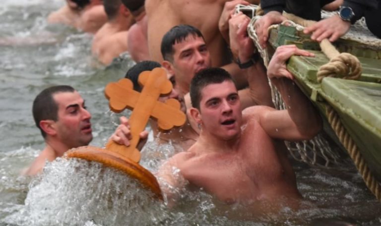 So feiern orthodoxe Christen „Bogojavljenje“