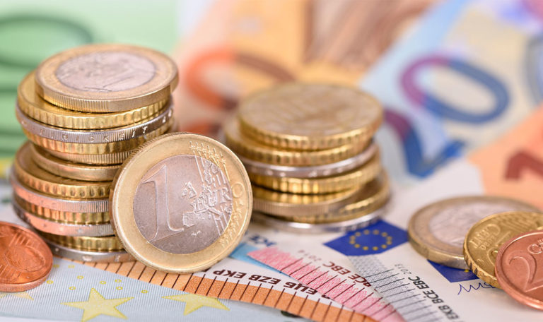 Diese Personen bekommen ab heute einen fetten Bonus!