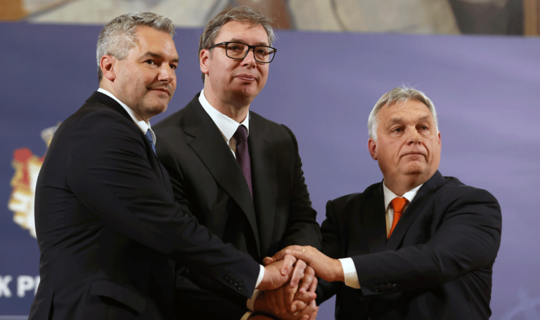Gegen illegale Migration: Österreich, Serbien und Ungarn verstärken Allianz