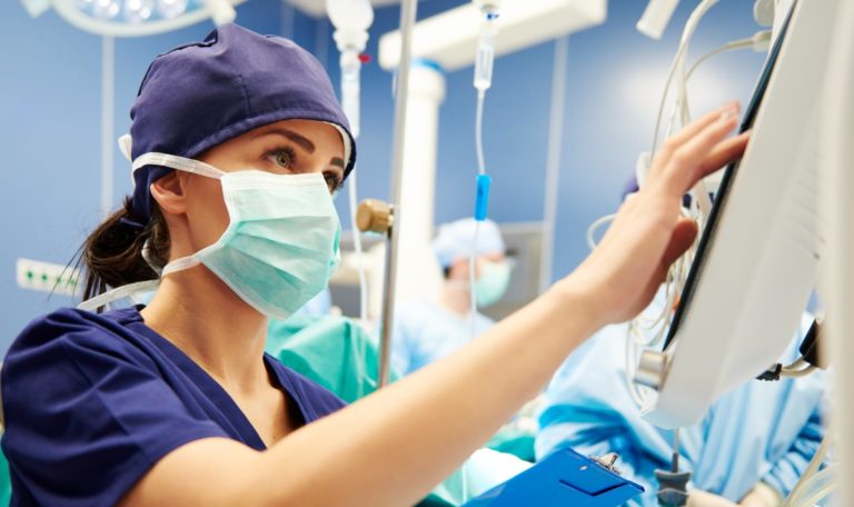 Krankenschwestern sollen künftig medizinische Untersuchungen durchführen  