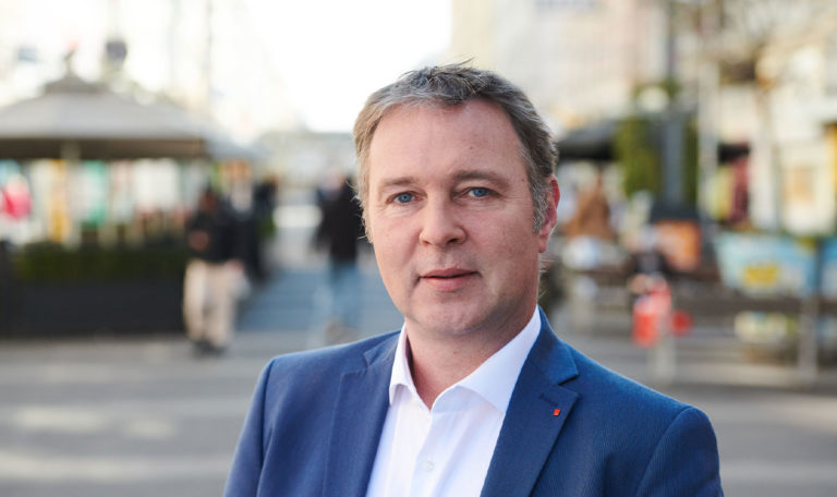 SPÖ-Chef Babler fordert Überarbeitung von Asyl-Regeln