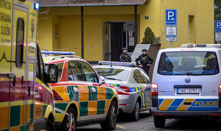 Tragischer Schulausflug: Teenager stürzt aus dem fünften Stock und stirbt