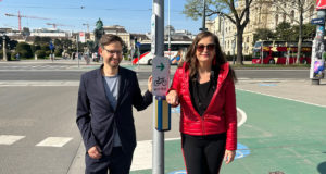 Wiens Radverkehrsbeauftragter Martin Blum und Mobilitätsstadträtin Ulli Sima. (FOTO: Stadt Wien)