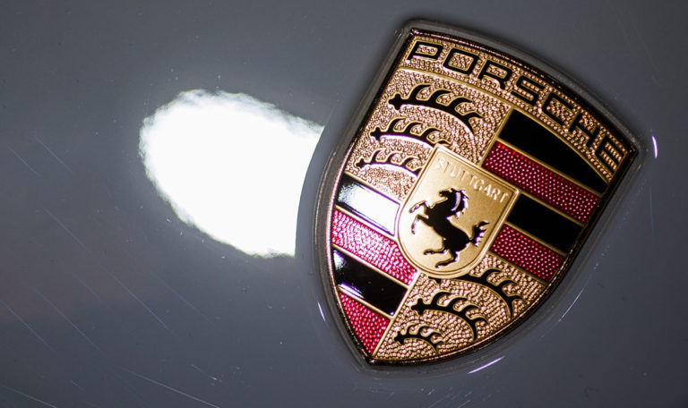 Porsche präsentiert neues Logo für seine Sportwagen