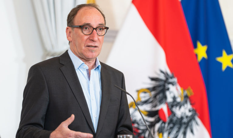 Recht auf Dienstfreistellung für Eltern bei Rehabilitations-Aufenthalt