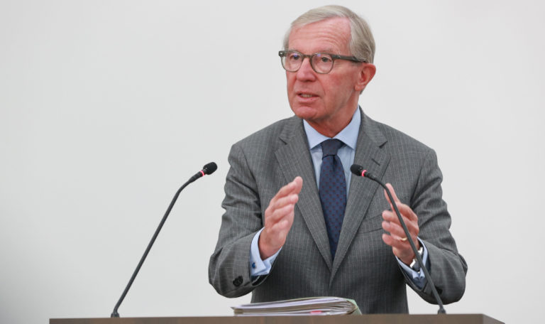 Geheime Abstimmung bei Vereidigung der schwarz-blauen Regierung