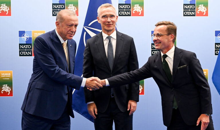 Erdogan gibt grünes Licht: Schweden auf dem Weg zur NATO