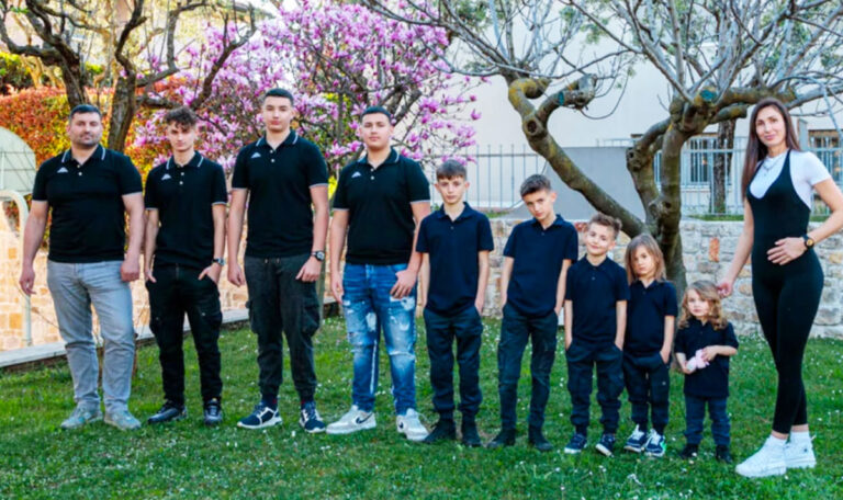 Großfamilie: Supermutter erwartet nach 8 Söhnen eine Tochter!