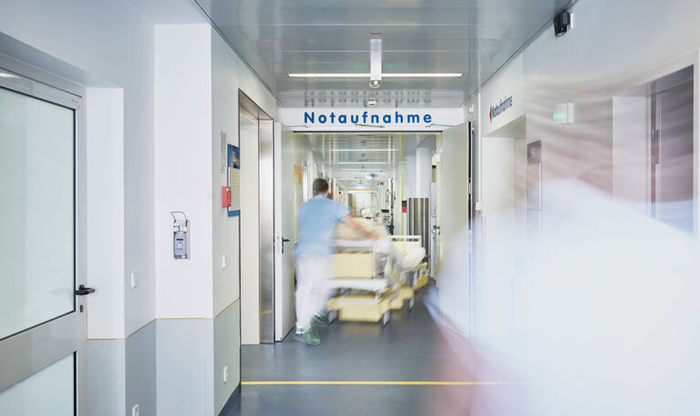 Zwei-Klassen-Medizin im Anmarsch? Österreichs Gesundheitssystem unter der Lupe