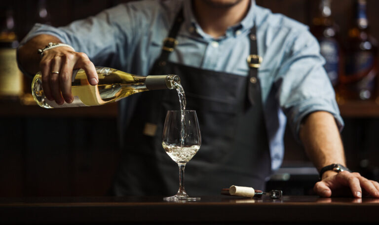Schock in Wiener Bar: So teuer ist ein Spritzer!
