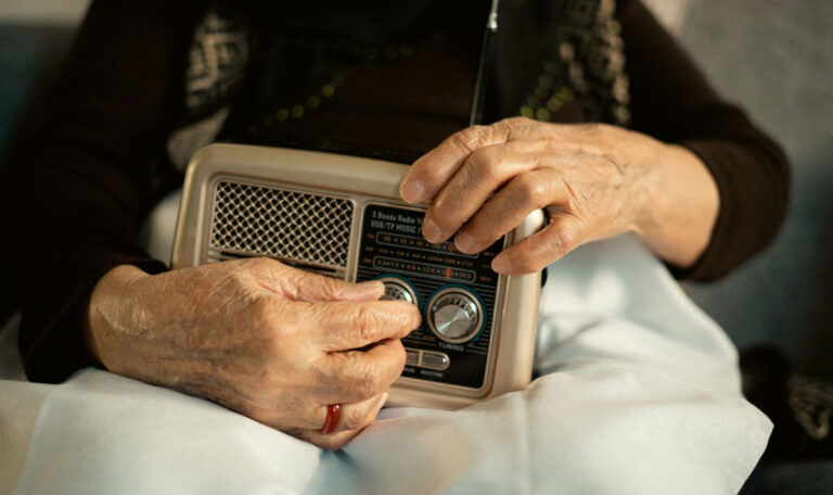 Diese Lieder versetzen den Balkan in Aufruhr (VIDEO)