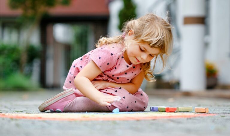 Vater beauftragt Lieferdienst für Kindergarten-Abholung