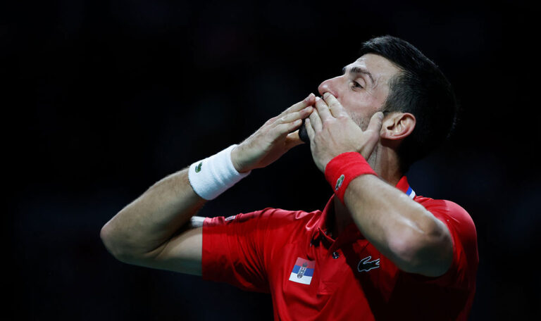 Buhrufe: Novak Djokvic rastet aus