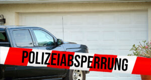 POLIZEIABSPERRUNG_AUTO