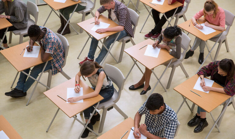 Neue Schul-Regeln bei Prüfungen – Das ändert sich jetzt