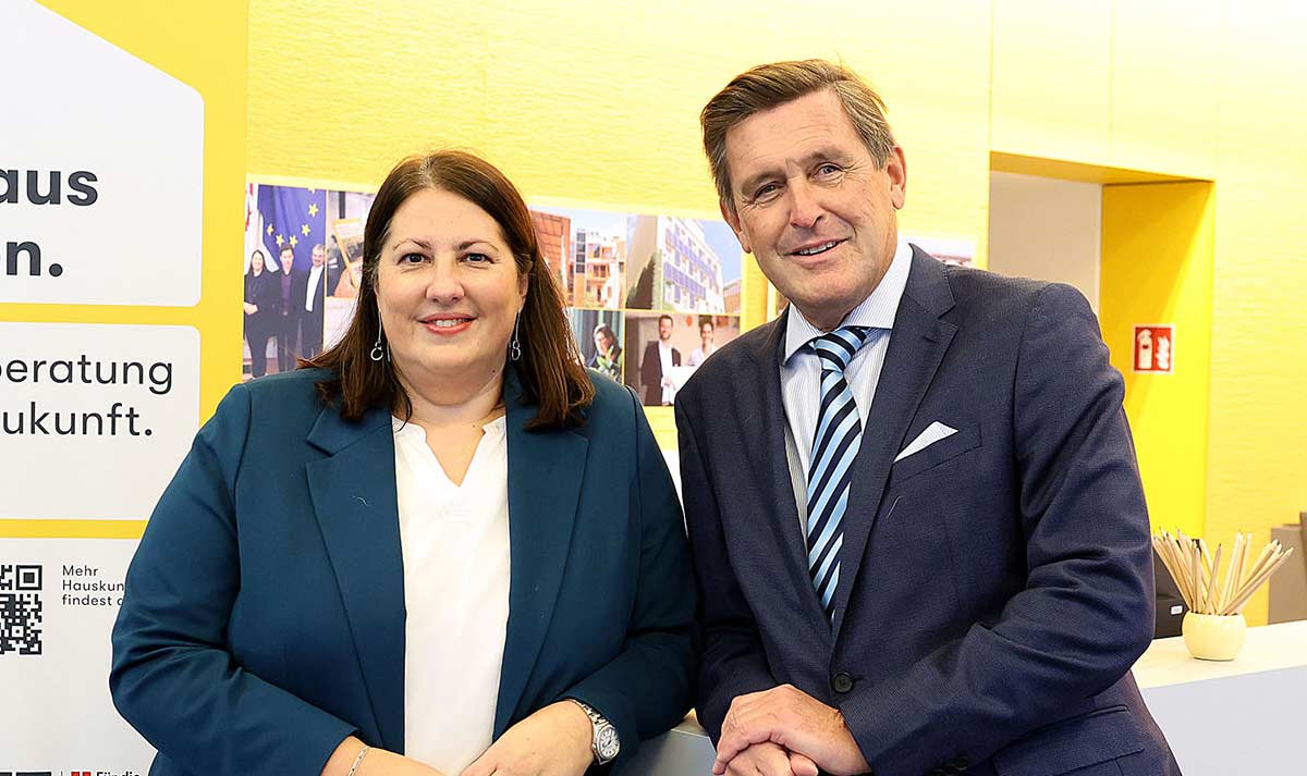 Wiens Vizebürgermeisterin Kathrin Gaál und Stadtrat für Finanzen Peter Hanke. (FOTO: PID/VOTAVA)