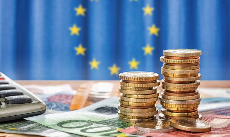 Barzahlung verboten: Kryptowährung & Superreiche werden jetzt kontrolliert