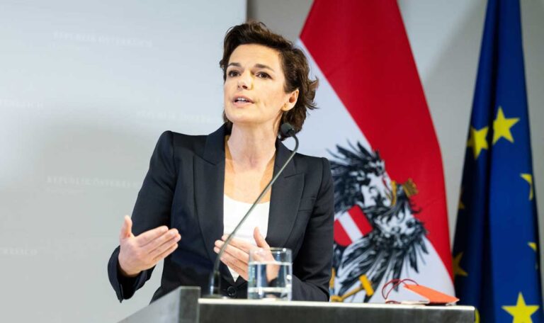 Rendi-Wagner bewirbt sich für Job in Schweden