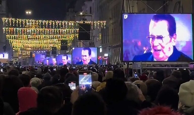 Tito erscheint bei Neujahrsfeier in Sarajevo (VIDEO)