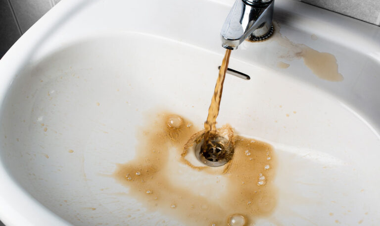 An dieser Uni ist Trinkwasser verseucht