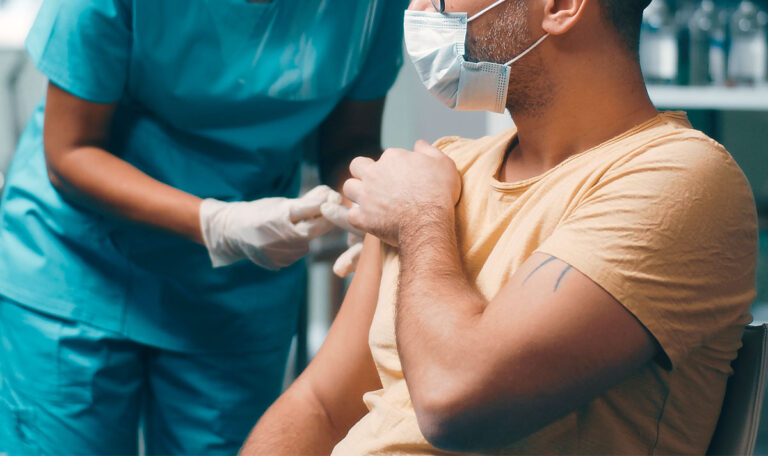 Forscher schlagen Alarm: Covid-Impfung löst neues Syndrom aus