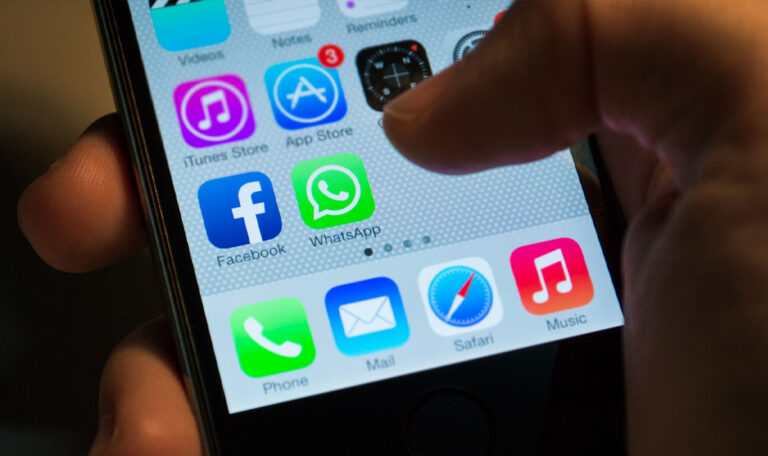 Regierung plant WhatsApp & Co. zu überwachen