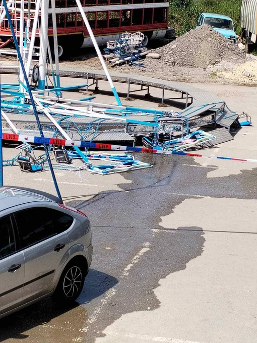 Karousell Unfall