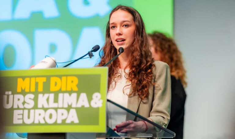 Lena Schilling beschuldigt hochrangigen Politiker der häuslichen Gewalt