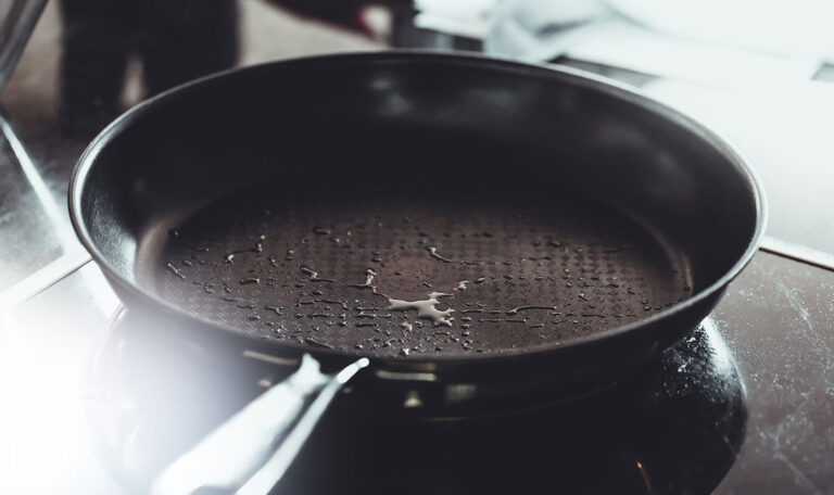 Teflon-Grippe: Kochgeschirr unter Beschuss!