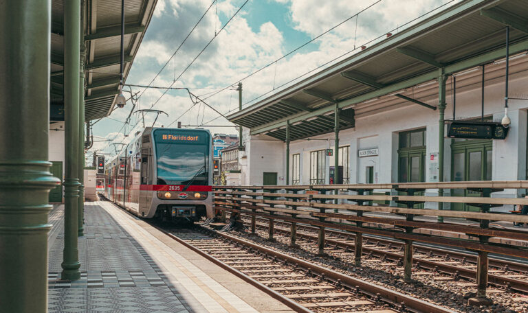 Chaos auf Wiener U-Bahnlinie: Mögliche Ursache gefunden!