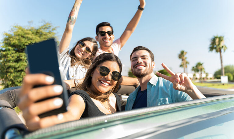 Bereit für den Urlaub? Sag hohen Roaming-Kosten im Ausland Lebewohl!