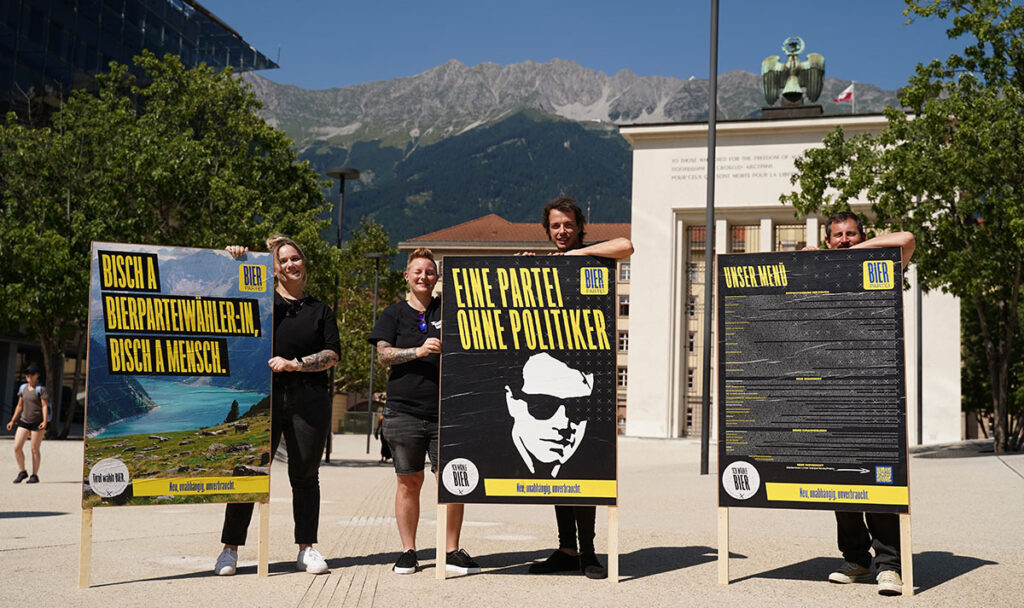 Bierpartei_c-siegfried-wolf-plakat-enthüllung-dominik-wlazny-familien-betrieb-firma-pogos-empire-simmering-michael-nationalratswahl-wahl-kampf-2