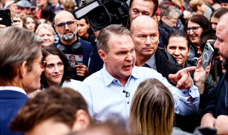 SPÖ überrascht: Babler übernimmt auch Wohnbau, Marterbauer Finanzminister