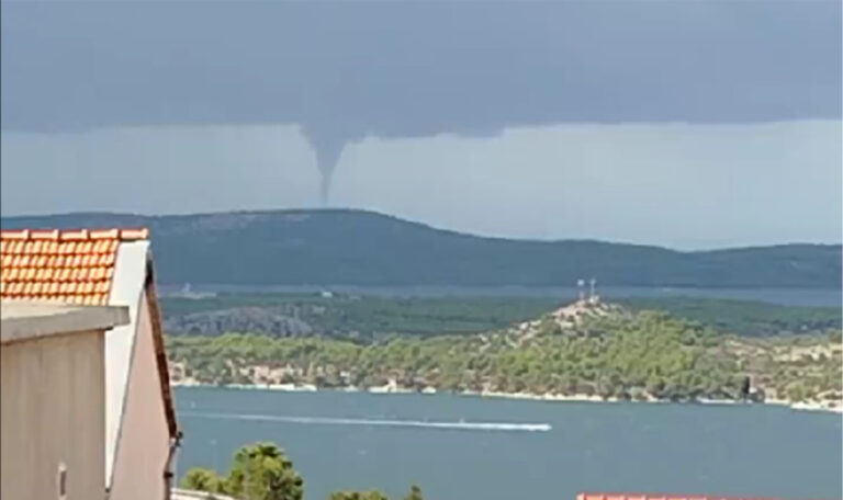 Unwetter-Chaos in Kroatien: 20 Tornados an einem Tag (VIDEOS)