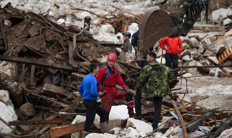 Katastrophe in Bosnien: Unwetter hinterlässt Spur der Verwüstung und Umweltkrise